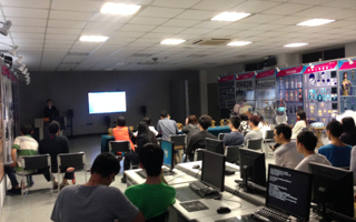 数艺系举行2015届毕业设计答辩会