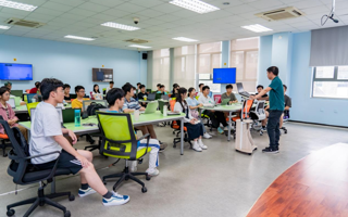 《广州日报》专题报道 | 广东东软学院首设微专业，“小而精”课程打破传统