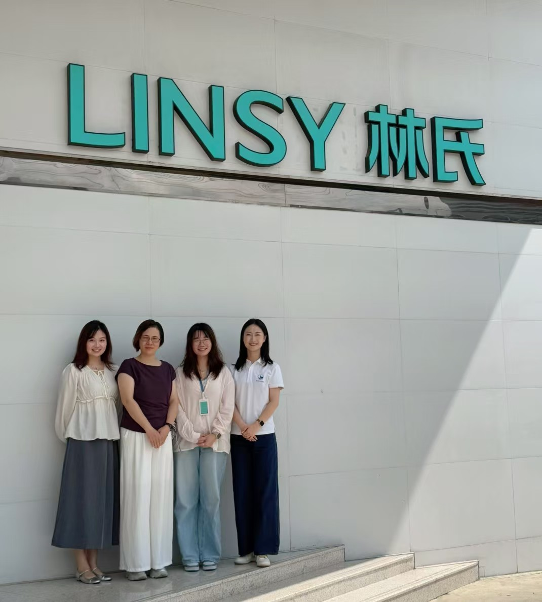 88c6208808f343d08a9ff228462efe57.png 88c6208808f343d08a9ff228462efe57.png