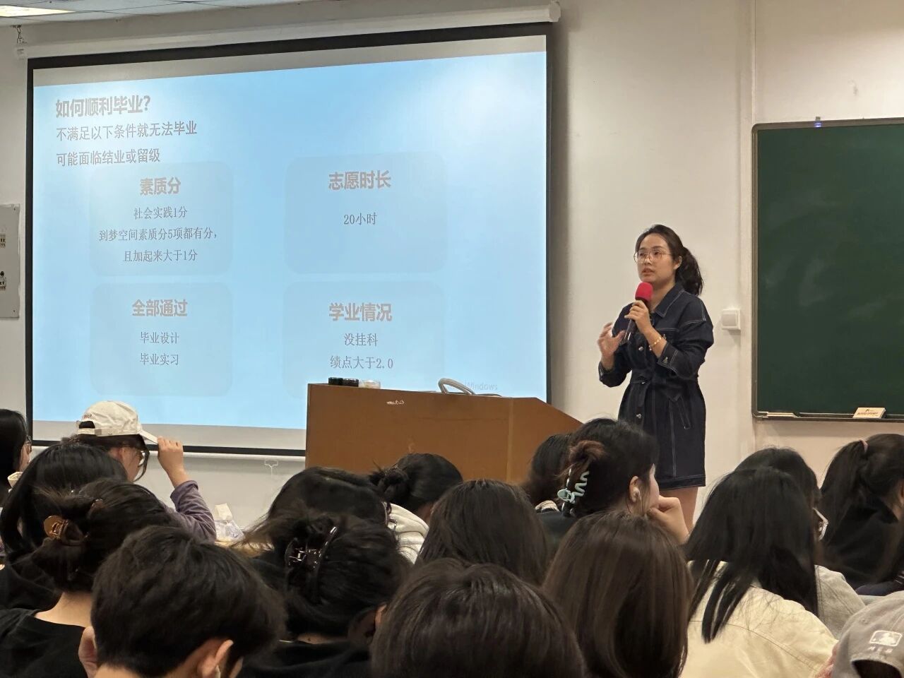 2c1eba332c204b2c8acafb7c85d11bb4.jpg 2c1eba332c204b2c8acafb7c85d11bb4.jpg